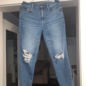 American Eagle High Waisted Mom Jeans